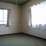 2階洋室（約6帖）