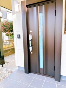 【玄関（外観）】