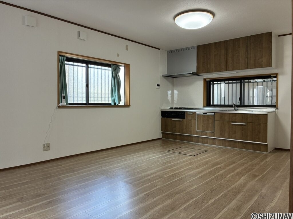 沼津市東間門　中古住宅　内観