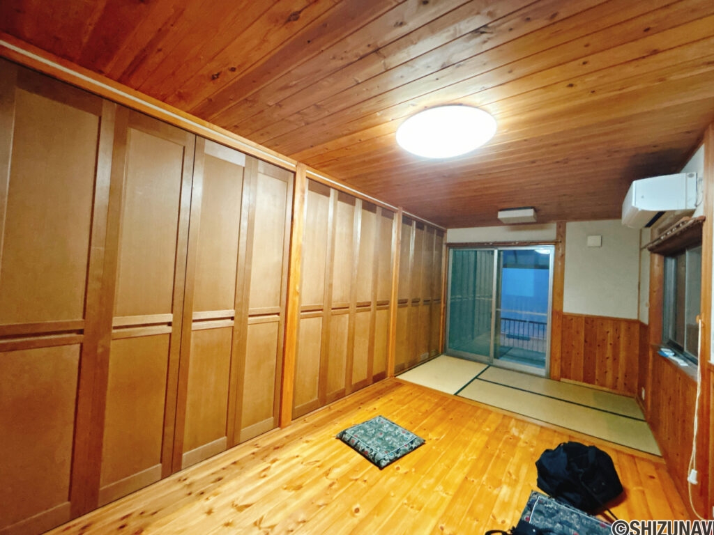 【1階洋室6帖・畳コーナー3帖】