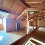 【小屋裏収納】