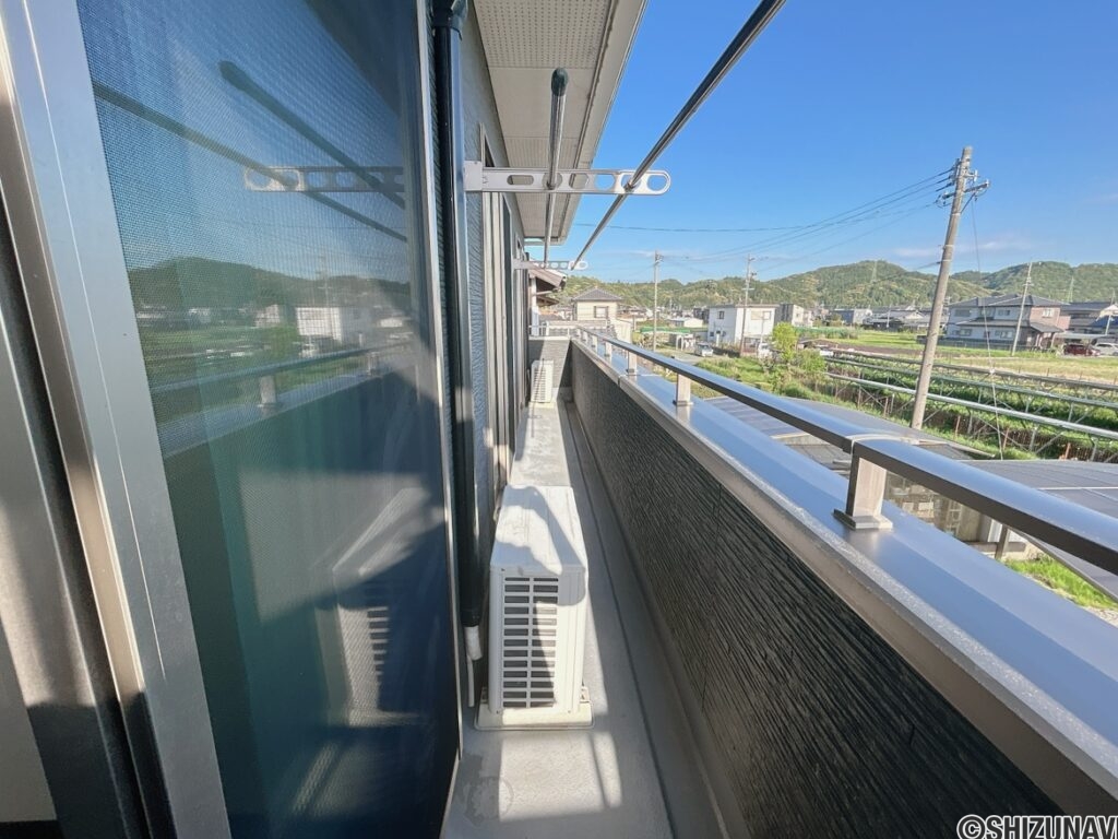 【バルコニー】