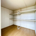 【バルコニー倉庫内部】