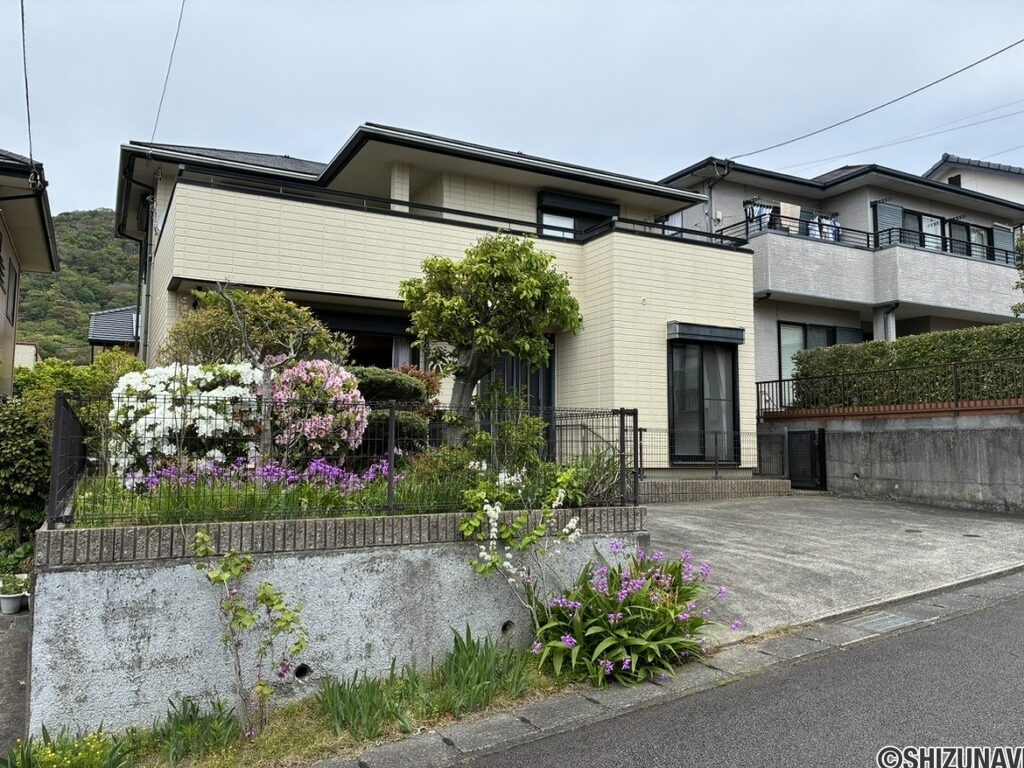 沼津市香貫が丘　中古住宅　外観