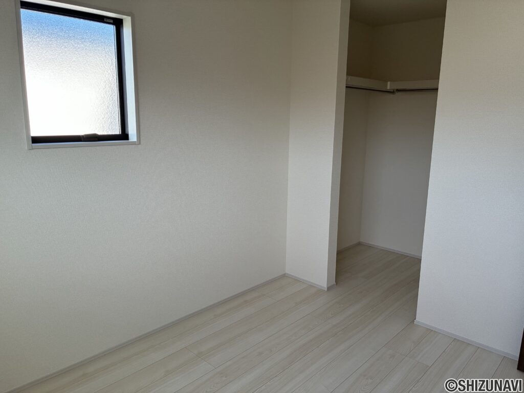 2階洋室5.2帖（2号棟）