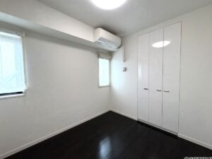 約5帖の洋室です。