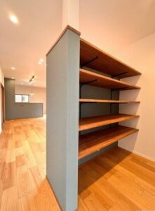 リビング隠し収納