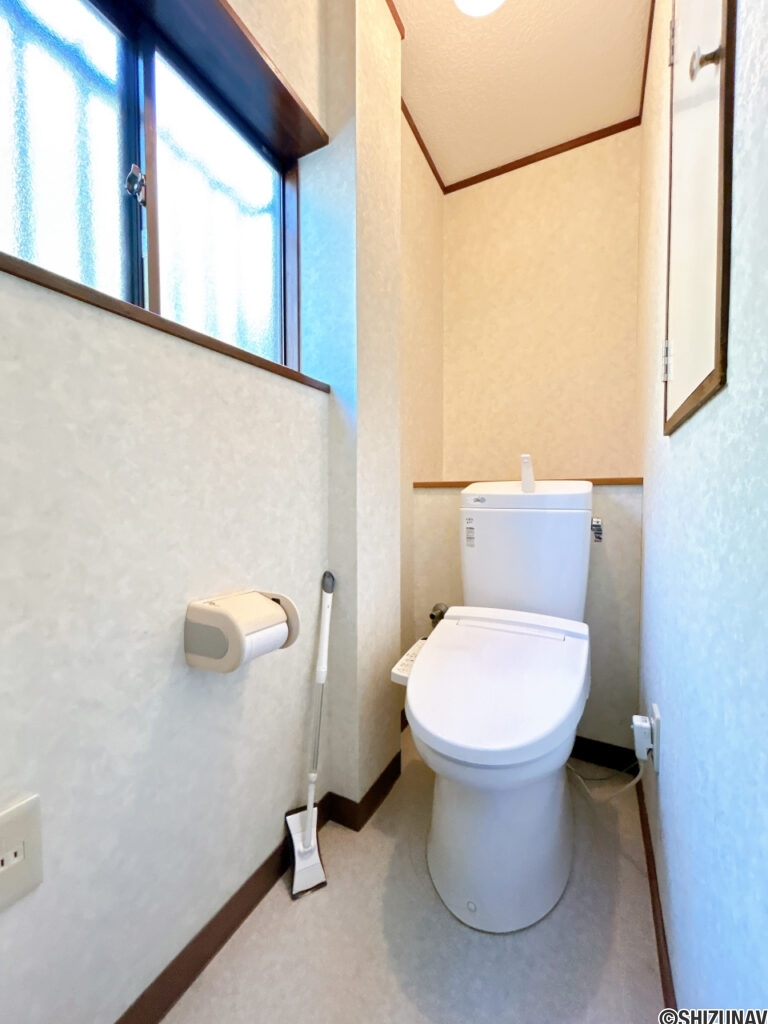 【1階トイレ】