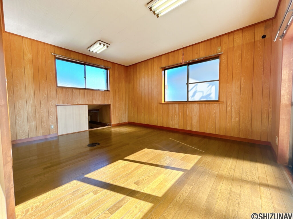 カチタス　すみれ台2丁目　2階洋室