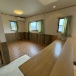 2階　ホールとカウンター