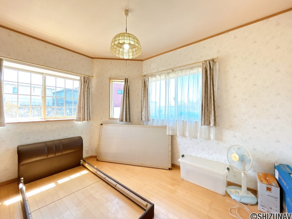 【洋室（2）6.25帖】