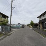 前面道路　幅が広いので陽当たりも良好です♪