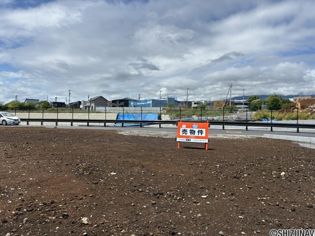 沼津市岡宮　売り土地　外観