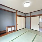 【リフォーム済/1階和室6帖】畳の表替、ふすまの張替を行いました。いぐさの香りがする安らぎの空間となります。客間としてのご利用もおすすめです。