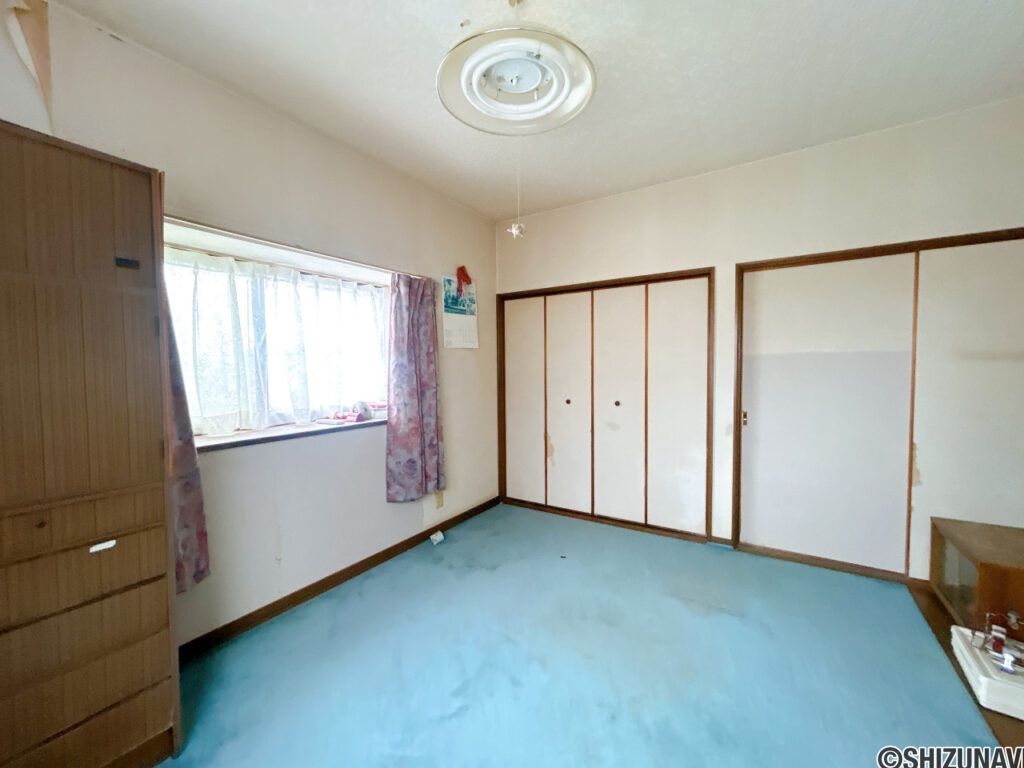 【リフォーム前/2階洋室7帖】