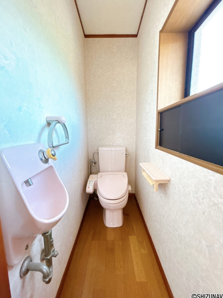【2階トイレ】