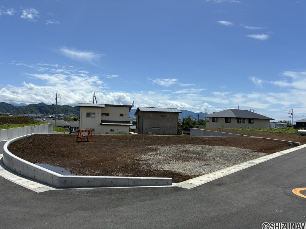 沼津市岡宮　売り土地　外観