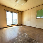 【2階洋室8帖】