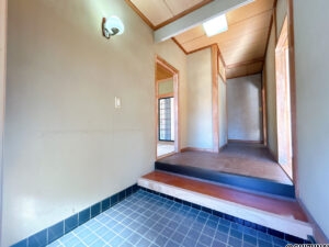 カチタス　すみれ台2丁目　玄関