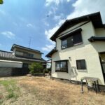 【お庭】南側のお庭です。家庭菜園や造園、ドッグラン、お子様の遊び場など、様々な用途に合わせてご自身のお庭をおつくりいただけます。