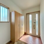 【リフォーム済/廊下別角度】フロアタイル重張り、クロス張替を行いました。