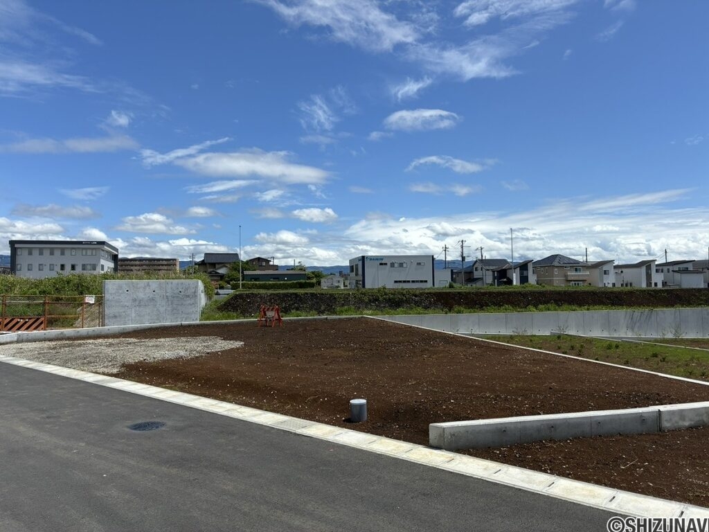 沼津市岡宮　売り土地　外観