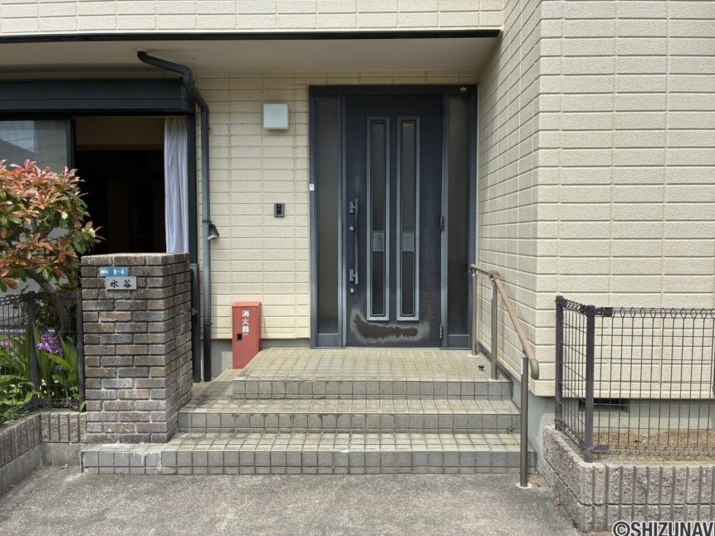 沼津市香貫が丘　中古住宅　外観