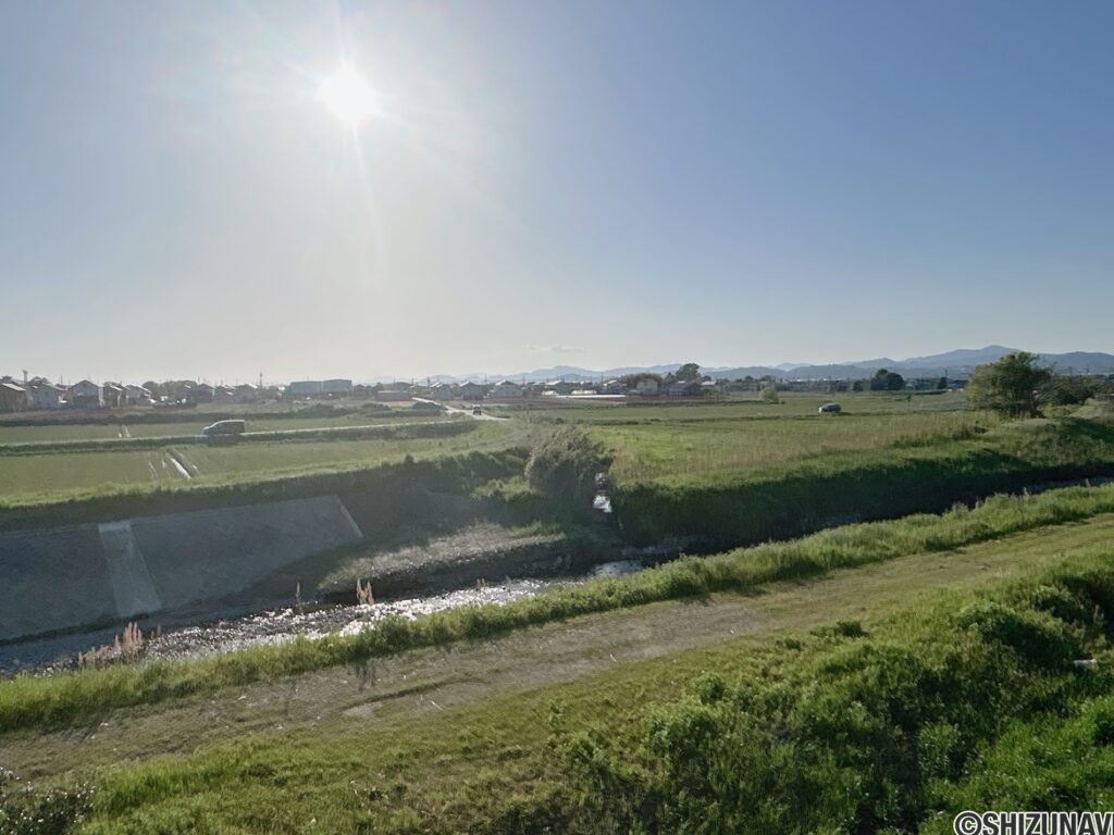 【バルコニーからの眺望】