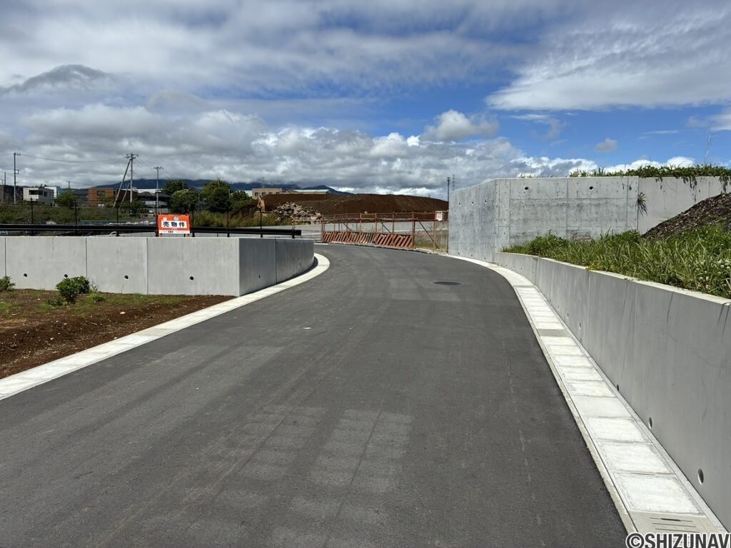 沼津市岡宮　売り土地　外観