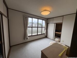 2階 洋室1-②