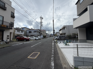 南西側前面道路