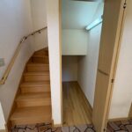 階段と階段下収納