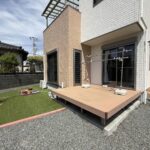 ウッドデッキで休日はのんびり寛いでみてはいかがでしょうか。