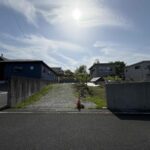 敷地はゆとりの約１００坪。人気の平屋住宅をご計画ください。