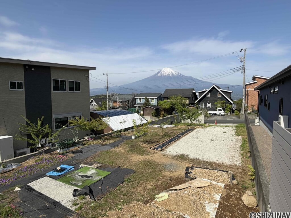 四季折々に姿を変える富士山の眺めを愉しめます。