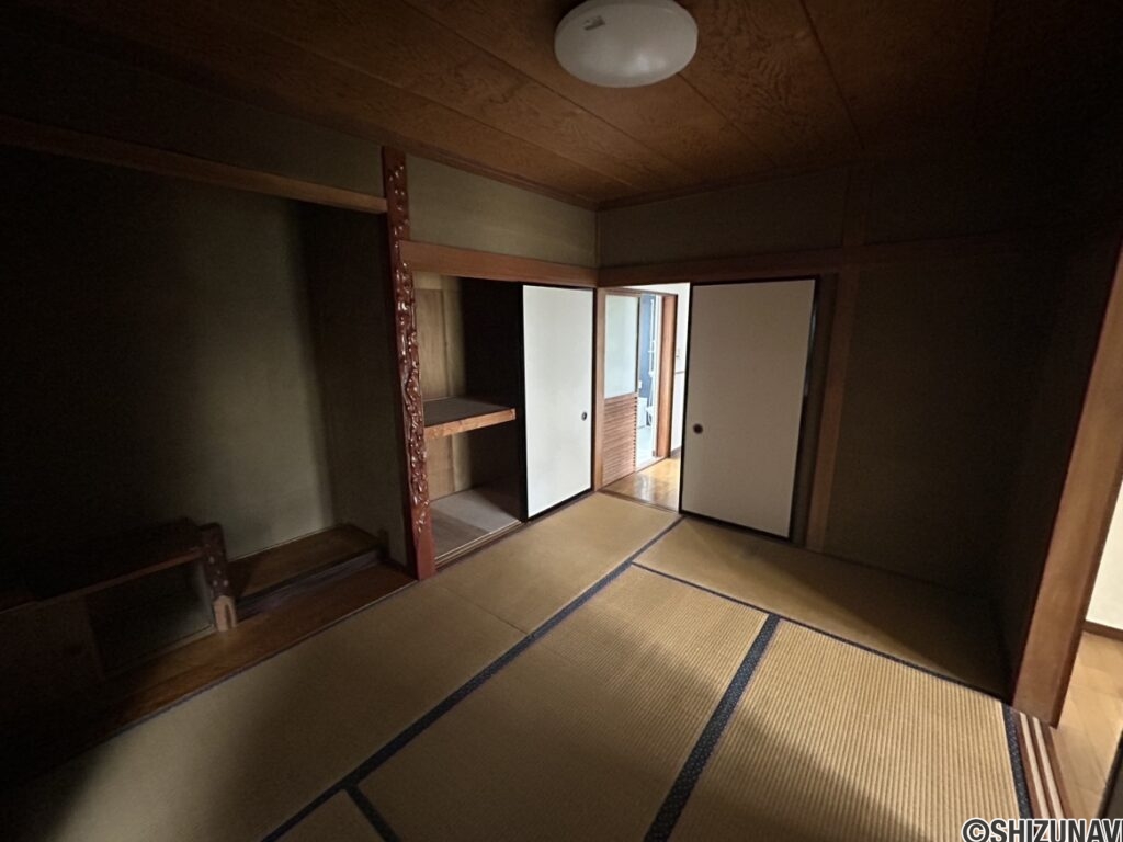 1階 洋室側の和室(6帖)の写真です。