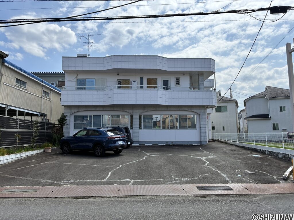 田方郡函南町肥田　鉄骨造　中古住宅の画像