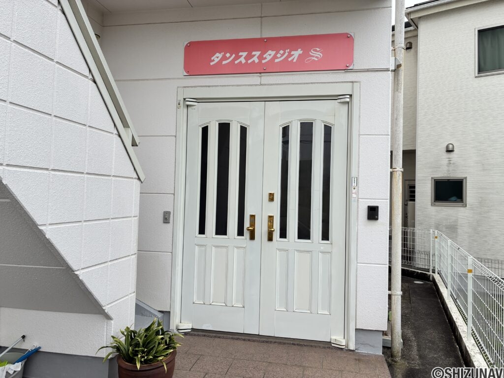 田方郡函南町肥田　鉄骨造　中古住宅の画像