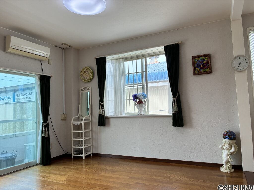 田方郡函南町肥田　鉄骨造　中古住宅の画像