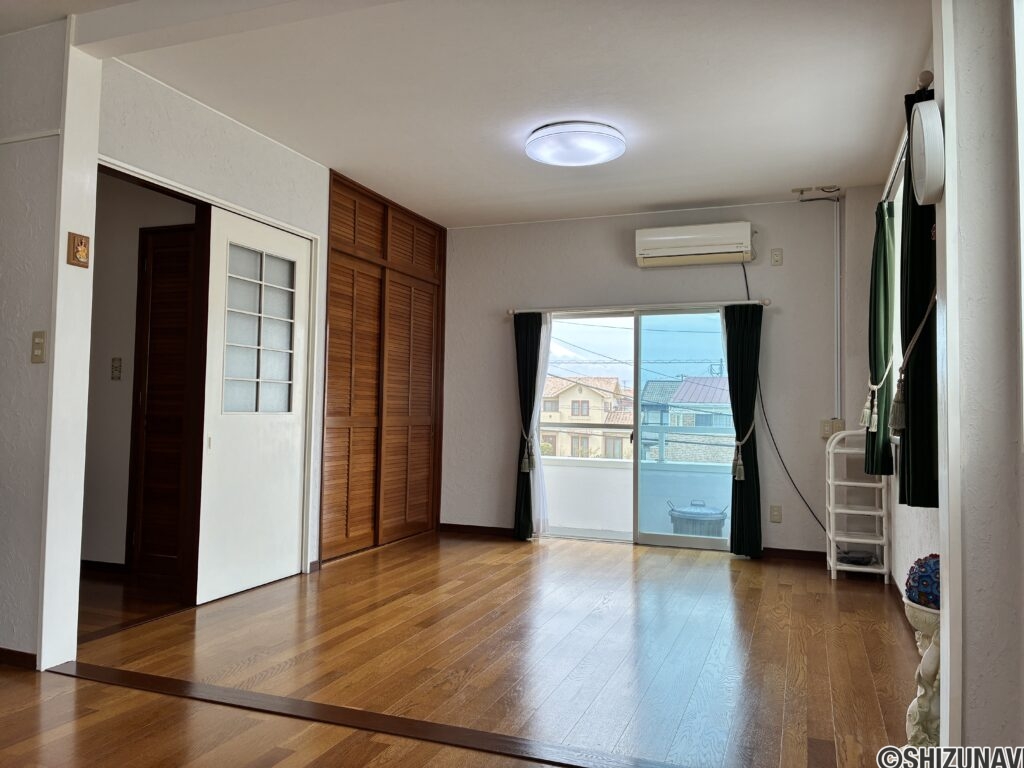 田方郡函南町肥田　鉄骨造　中古住宅の画像