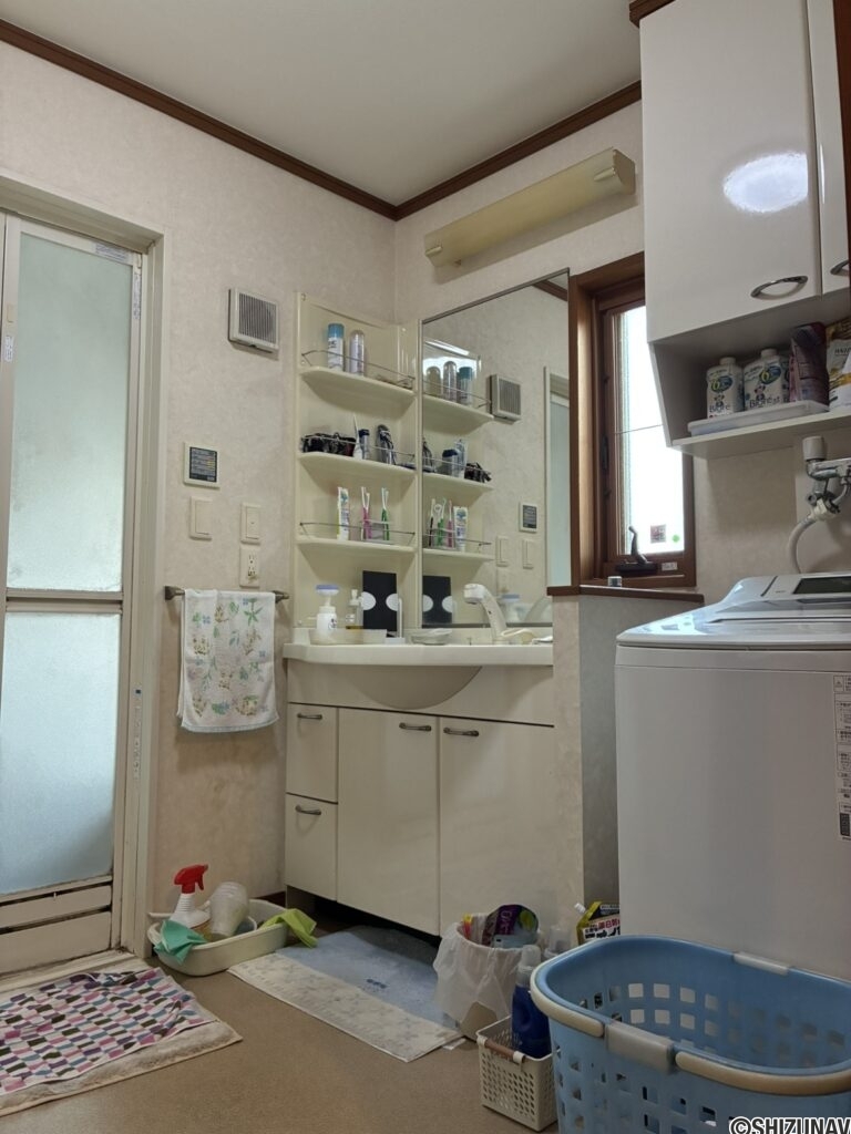 富士市宮下　セキスイハイム施工　中古住宅の画像