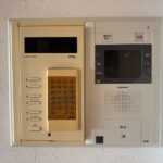 モニター付きインターホン