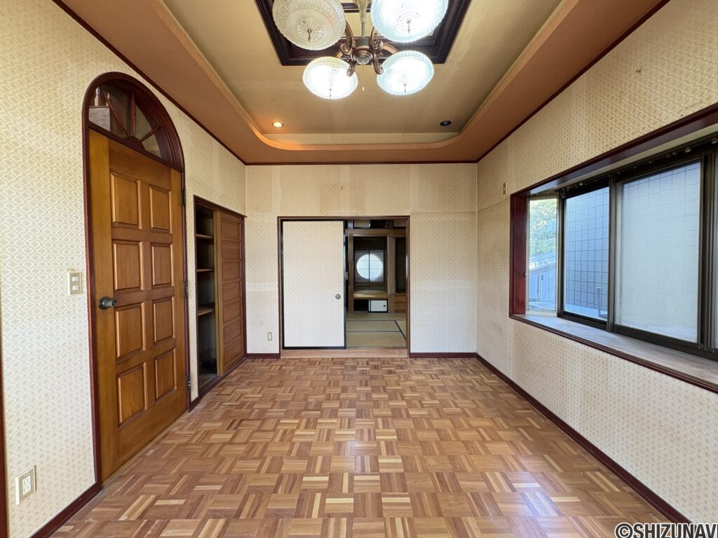 藤枝市旭が丘　中古住宅（現況販売）の画像