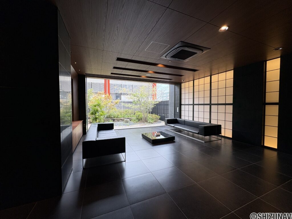 エントランスホール・来客スペース