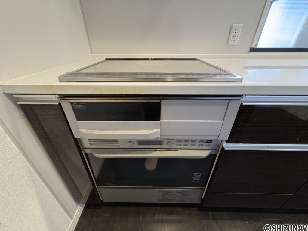 ビルトインオーブンレンジです。