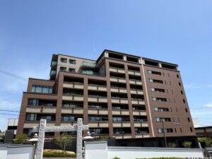 ル・シェモア鴨江　806号室　102㎡超の角部屋の物件画像