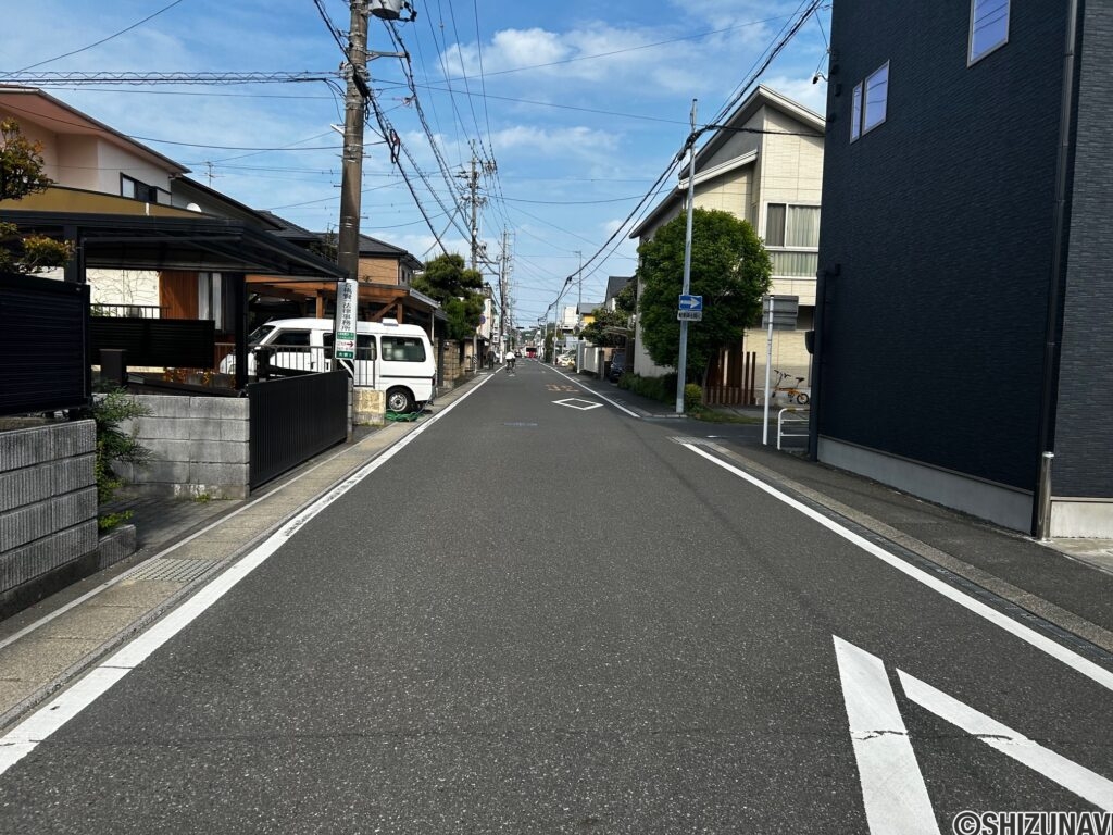 敷地前面の道路
