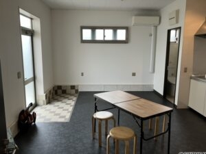 １階西側の12.5帖です。