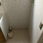 2階脱衣所に洗濯機置き場がございます。