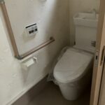 北東洋室5帖トイレです。